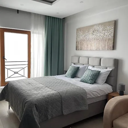 Mountain Bliss Residence - Milmari Spa & Wellness Apartment *
