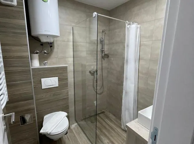 Mountain Bliss - Milmari & Wellness Апартаменты *