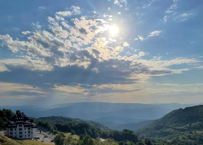 Mountain Bliss - Milmari & Wellness Апартаменты Копаоник